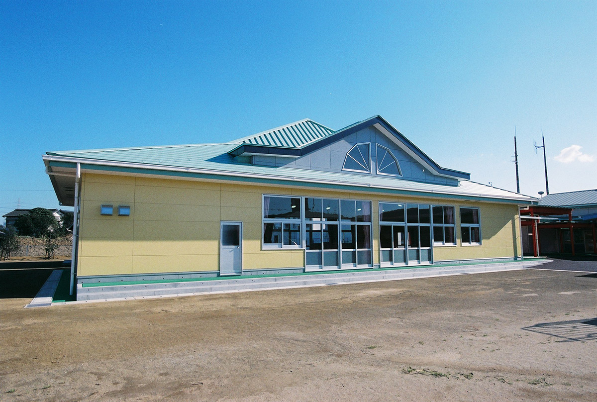 池新田幼稚園遊戯室